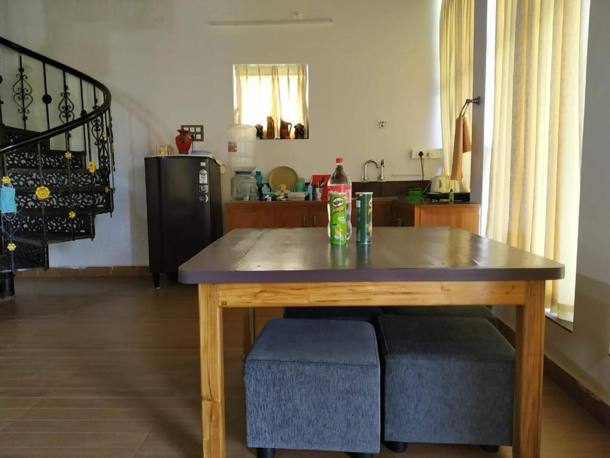 Waves Beach House بونديتْشيري المظهر الخارجي الصورة