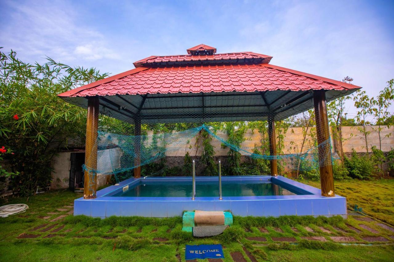 Waves Beach House بونديتْشيري المظهر الخارجي الصورة